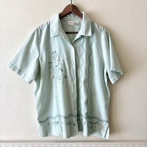 Vintage Koret embroidered relaxed fit mint green button down top